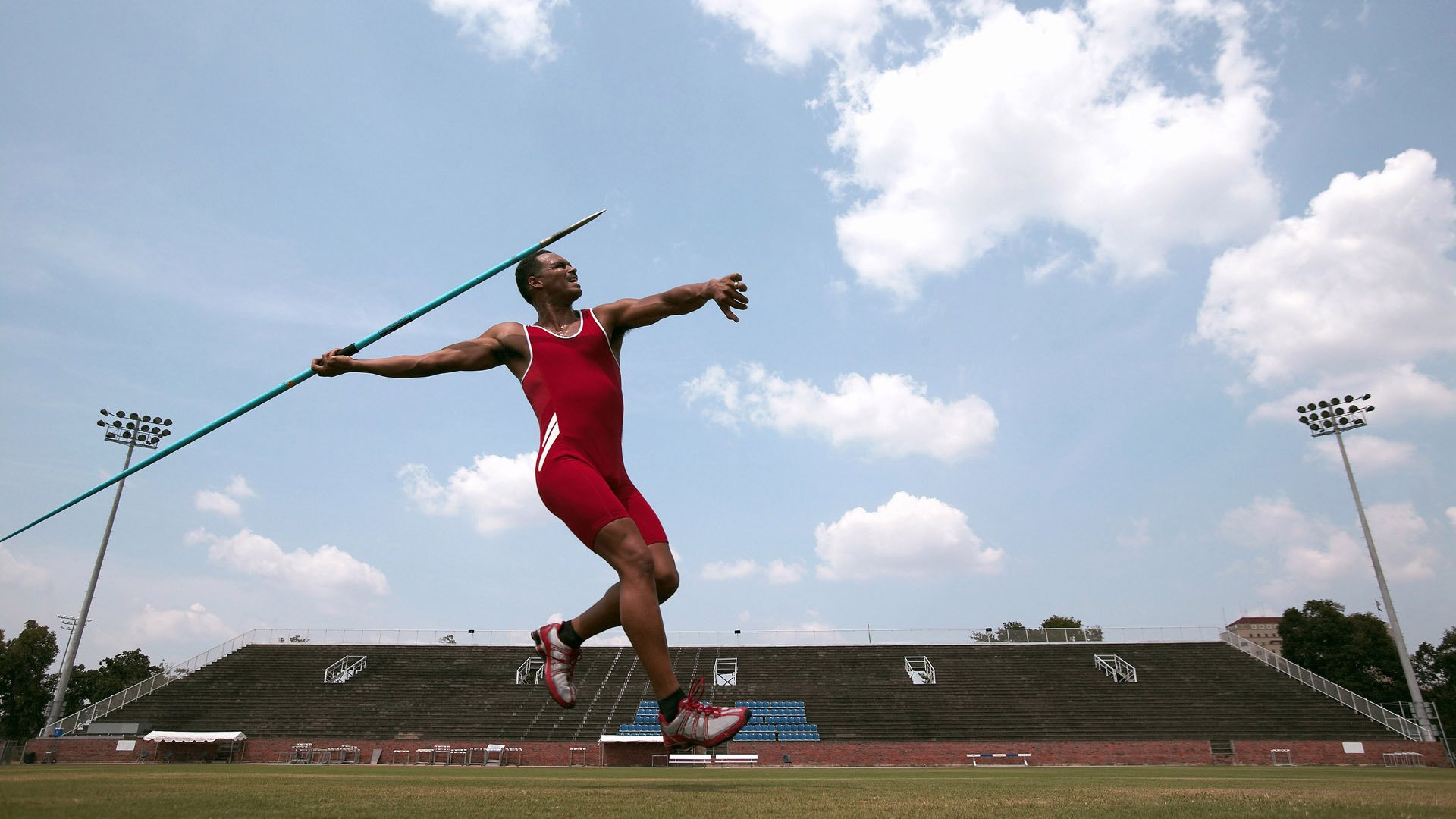 CBA赛场的拼搏故事感动无数人，cba感人瞬间